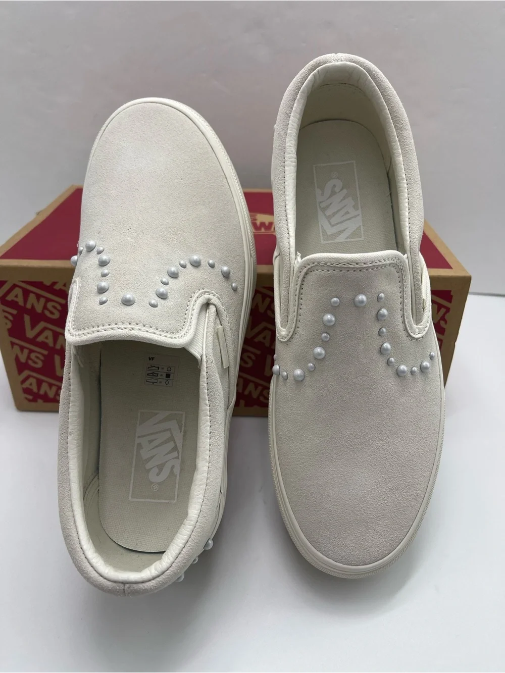 Vans WMNS Classic Slip-On Platform Pearls Marshmallow VN000EA9CCZ Sneakers